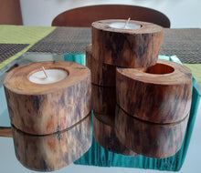 Load image into Gallery viewer, Round Live-Edge Tea Lights (set of 4)